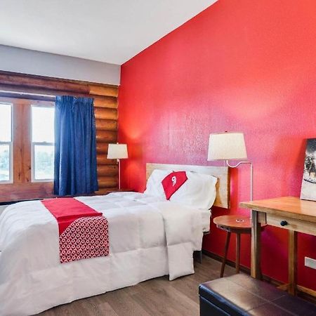 Casa Loma Inn & Suites By Oyo Davenport Ia Near I-80 Екстериор снимка