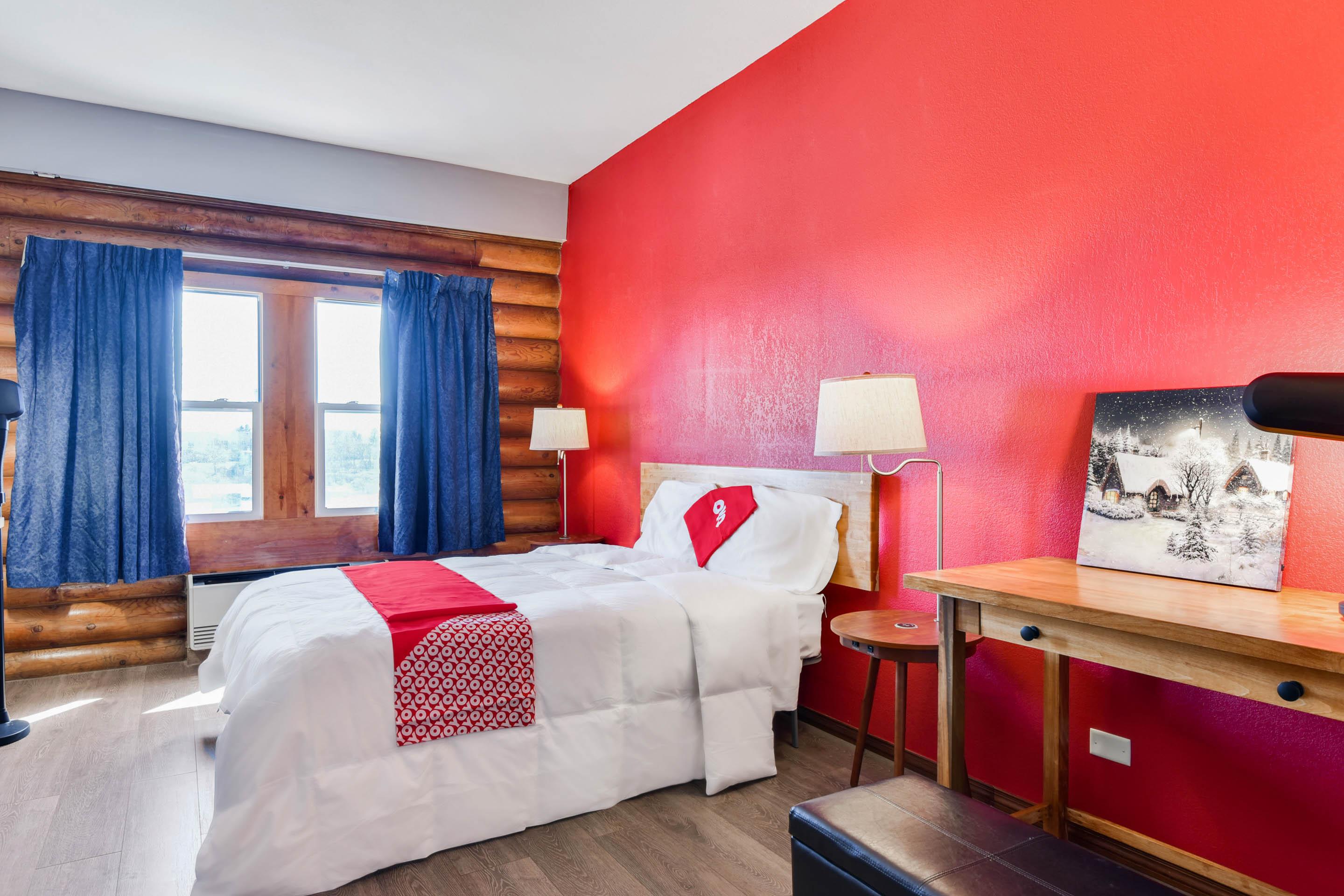Casa Loma Inn & Suites By Oyo Davenport Ia Near I-80 Екстериор снимка